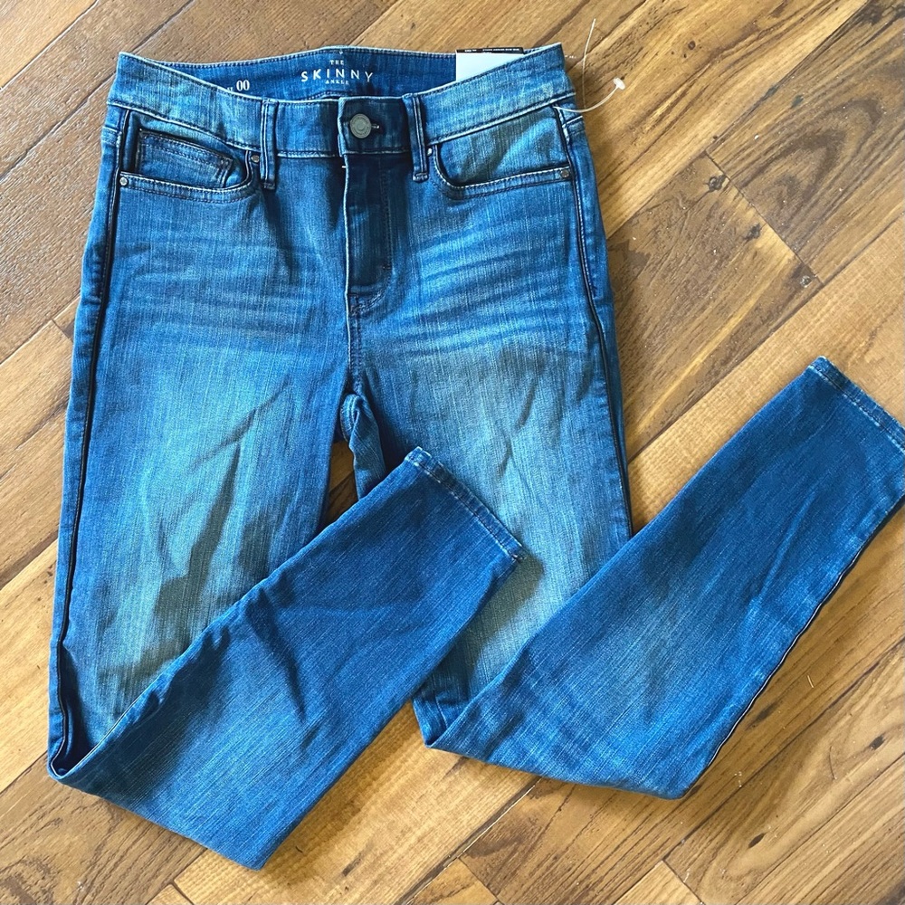 White House Black Market Mid-rise Skinny Ankle Jeans Size 00